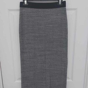 belle jupe longue neuve